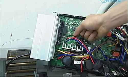 巴彦淖尔美的空调电话是多少